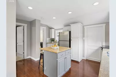 7211 N Atlantic Ave, Portland, OR 97217 - Photo 14