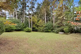 1270 Seagate Ave, Coos Bay, OR 97420 - Photo 6