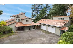 1270 Seagate Ave, Coos Bay, OR 97420 - Photo 1