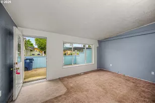 5510 E St, Springfield, OR 97478 - Photo 4