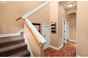 882 Jackies Ln, Eugene, OR 97404 - Photo 6