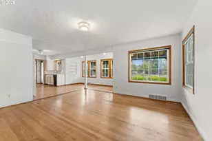 11311 SE Division St, Portland, OR 97266 - Photo 10