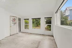 11311 SE Division St, Portland, OR 97266 - Photo 28