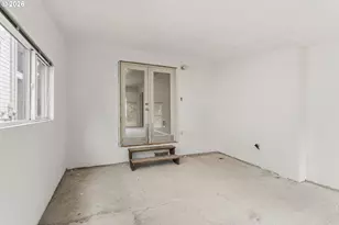 11311 SE Division St, Portland, OR 97266 - Photo 30