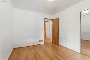 11311 SE Division St, Portland, OR 97266 - Photo 18