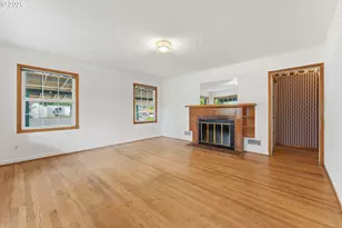 11311 SE Division St, Portland, OR 97266 - Photo 12