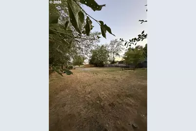 311 W Darland St, Goldendale, WA 98620 - Photo 2