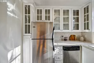 2336 SW Osage St, Portland, OR 97205 - Photo 22