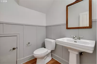 13389 SW Shakespeare St, Portland, OR 97224 - Photo 12