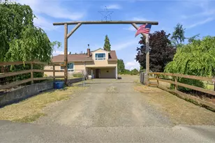 84124 Hilltop Dr, Pleasant Hill, OR 97455 - Photo 4