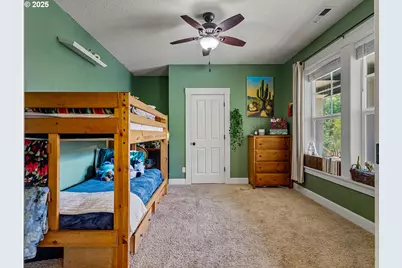 179 SE 46th Dr, Gresham, OR 97080 - Photo 6