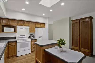 5167 Hilltop Dr, Florence, OR 97439 - Photo 16