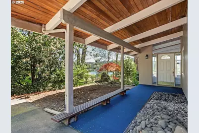 3730 Upper Dr, Lake Oswego, OR 97035 - Photo 32