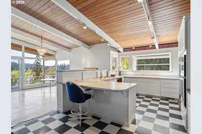 3730 Upper Dr, Lake Oswego, OR 97035 - Photo 36