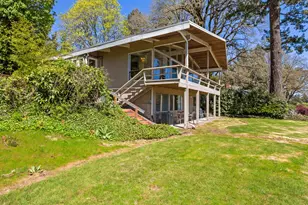 3730 Upper Dr, Lake Oswego, OR 97035 - Photo 16