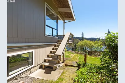 3730 Upper Dr, Lake Oswego, OR 97035 - Photo 20