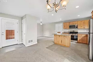 1394 10th Ave, Seaside, OR 97138 - Photo 8