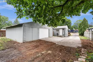 375 SW 131st Ave, Beaverton, OR 97005 - Photo 28