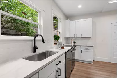 2822 SE 29th Ave, Portland, OR 97202 - Photo 8