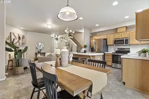 623 N Oak Hollow Dr, Newberg, OR 97132 - Photo 10