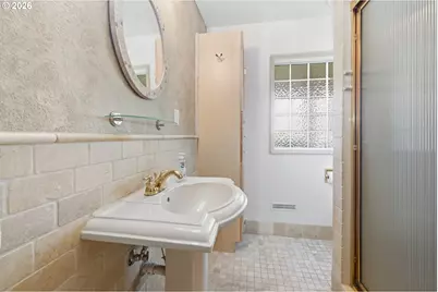 1590 Corum Ave, Eugene, OR 97401 - Photo 20