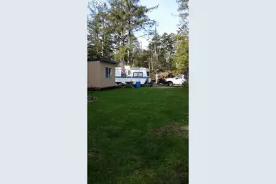 945 S Beacon St, Rockaway Beach, OR 97136 - Photo 4