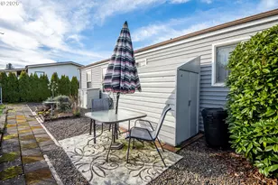 1199 N Terry St, Eugene, OR 97402 - Photo 22