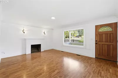807 W 19th Ave, Eugene, OR 97402 - Photo 6
