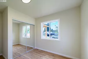 1324 F St, Springfield, OR 97477 - Photo 16