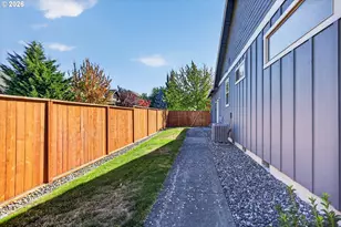 900 Falcon Ct, Hood River, OR 97031 - Photo 34
