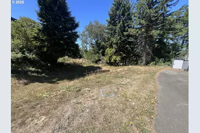 760 Oconnell St, North Bend, OR 97459 - Photo 34