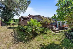 760 O'Connell St, North Bend, OR 97459 - Photo 28