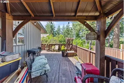760 Oconnell St, North Bend, OR 97459 - Photo 28