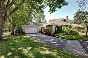 32150 SW Lake Dr, Wilsonville, OR 97070 - Photo 2