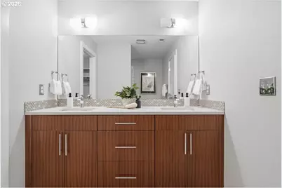 357 NE 75th Ave, Portland, OR 97213 - Photo 24