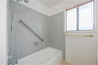 2939 Wolf Meadows Ln, Eugene, OR 97408 - Photo 32