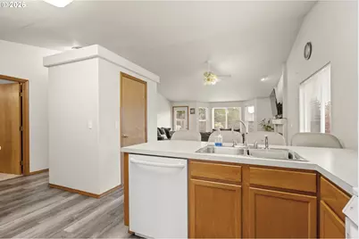 1221 Monroe St, Lafayette, OR 97127 - Photo 6