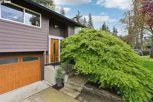 16660 SE Valley View Rd, Milwaukie, OR 97267 - Photo 2