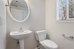 798 NE 72nd Ave, Hillsboro, OR 97124 - Photo 18