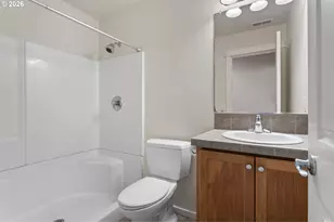 798 NE 72nd Ave, Hillsboro, OR 97124 - Photo 32