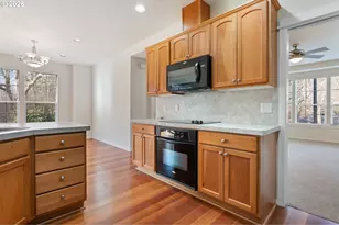 798 NE 72nd Ave, Hillsboro, OR 97124 - Photo 10