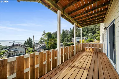 416 Chinook Ave, Astoria, OR 97103 - Photo 26