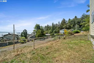 416 Chinook Ave, Astoria, OR 97103 - Photo 38