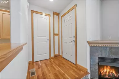 2025 Elm St #4A, Forest Grove, OR 97116 - Photo 8