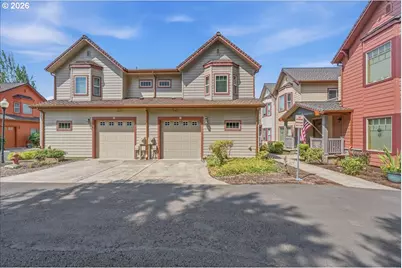 2025 Elm St #4A, Forest Grove, OR 97116 - Photo 4