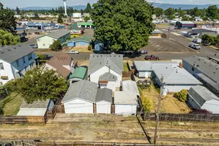 1147 Juniper St, Junction City, OR 97448 - Photo 38