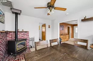 1147 Juniper St, Junction City, OR 97448 - Photo 8