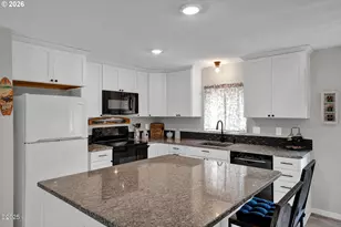 1302 SW 63rd St, Lincoln City, OR 97367 - Photo 14