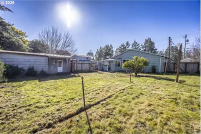 550 N 8th St, Lakeside, OR 97449 - Photo 22