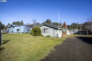 550 N 8th St, Lakeside, OR 97449 - Photo 2